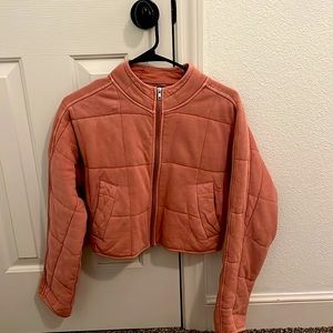 Cropped quilted jacket